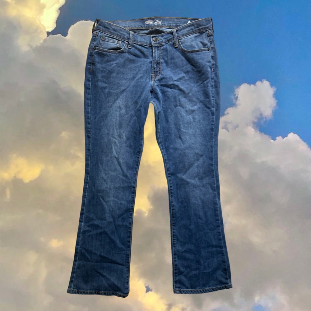 Women’s Old Navy The Flirt Denim Jeans - Size 12 Short